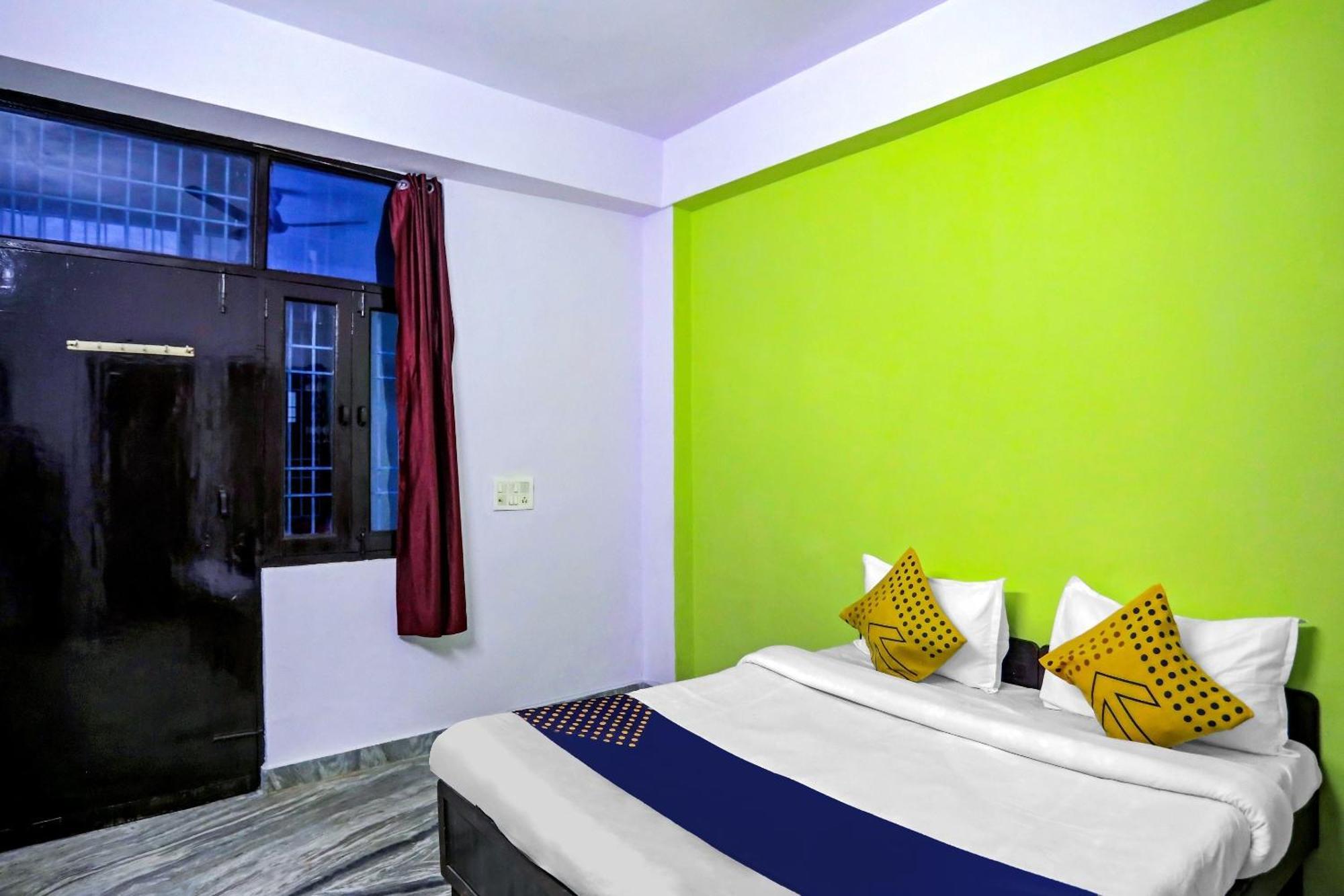 Spot On Raj Hotel Vip Near Worlds Of Wonder Kālkāji Devi 外观 照片