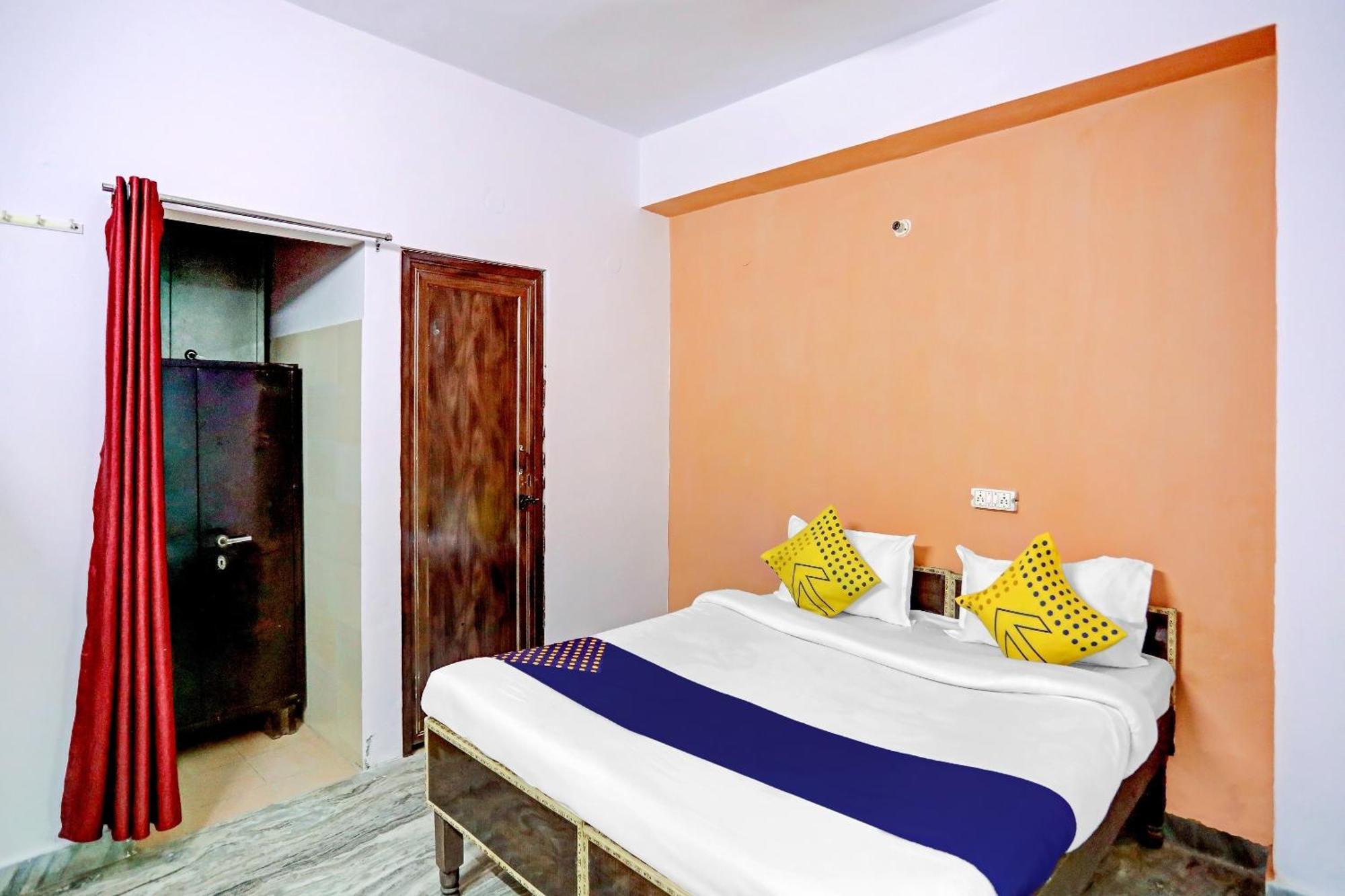 Spot On Raj Hotel Vip Near Worlds Of Wonder Kālkāji Devi 外观 照片