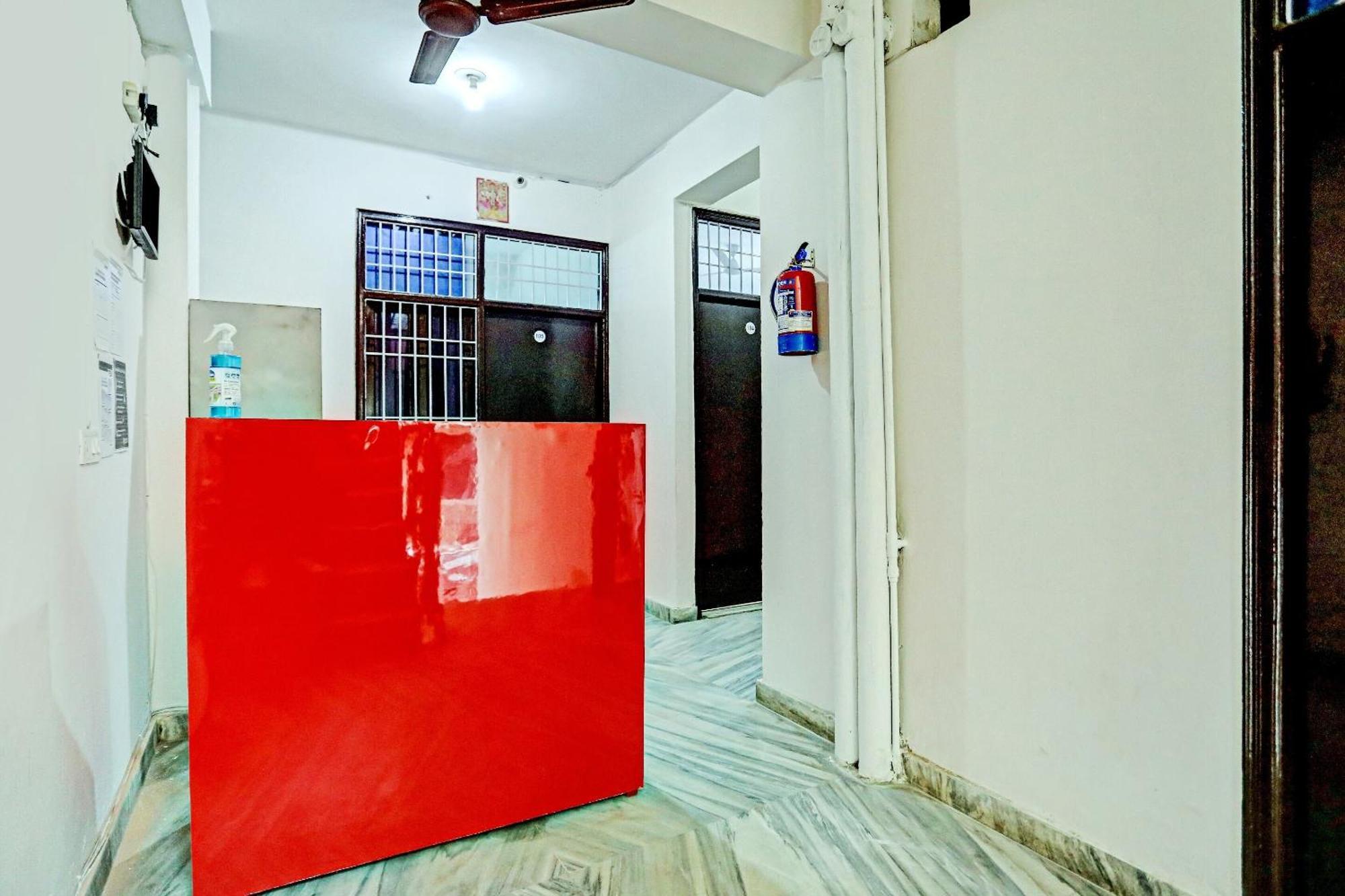 Spot On Raj Hotel Vip Near Worlds Of Wonder Kālkāji Devi 外观 照片